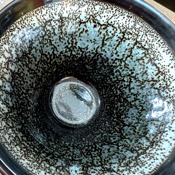 Gorgeous ceramic bowl - Picture 5 of 5